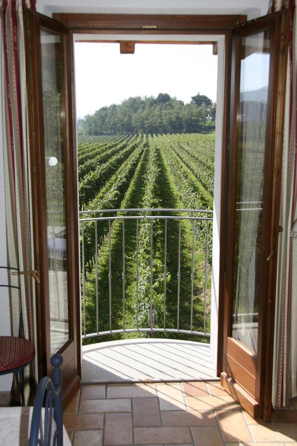Borgo Di Corte - Alloggio Agrituristico Prestento Eksteriør billede